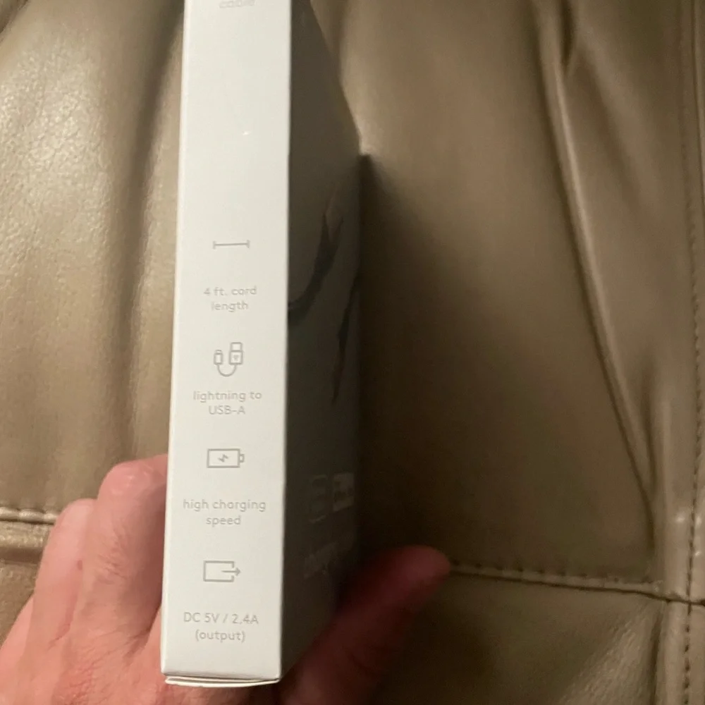 Heyday Rose Gold Charging Cable for iPhone and iPad Lightning To USB A NWT 4 Ft